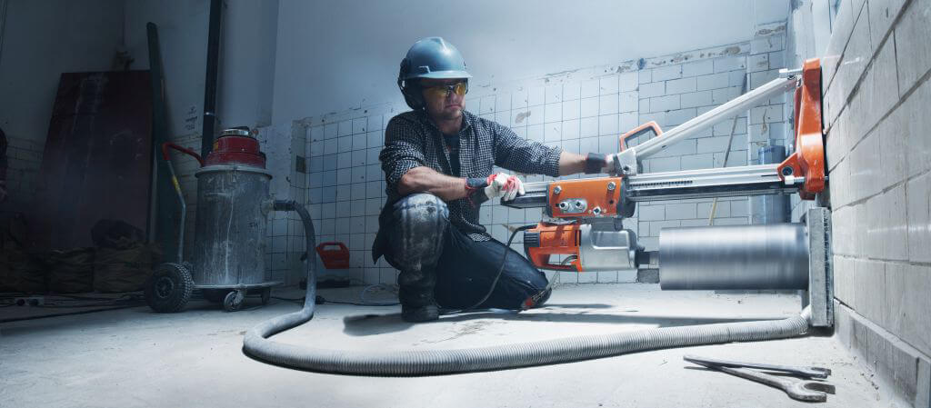 Алмазное сверление (бурение) бетона Харьков - расценки, отзывы «Демонтаж»